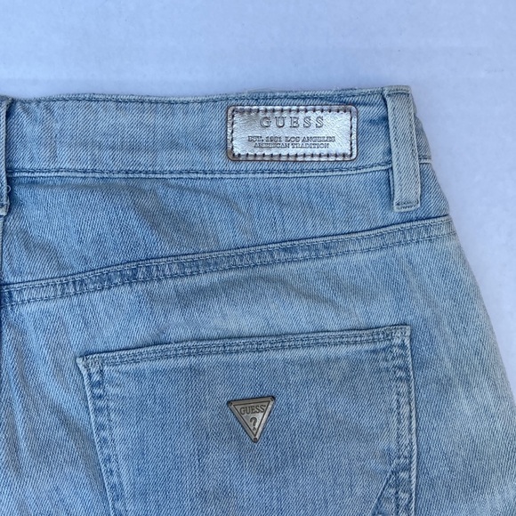 New GUESS Women’s Boy Fit Denim Shorts SZ 27 - Picture 7 of 7